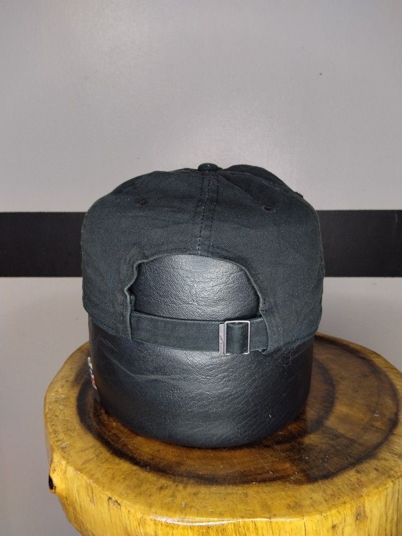 Nike Cap (Category: Activewear) located in Bago City. Submitted by classic_picked_up (Listing ID 1466230921, Image 3). Description: excellent embroid logo no issue one size 9.5/10 color rate.