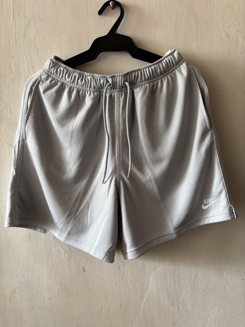 Nike club flow shorts (Category: Shorts) located in Paranaque City. Submitted by kgreyes (Listing ID 1466163298, Image 1). Description: Size: small Above knee length Brand new 1500 plus sf Parañaque city.