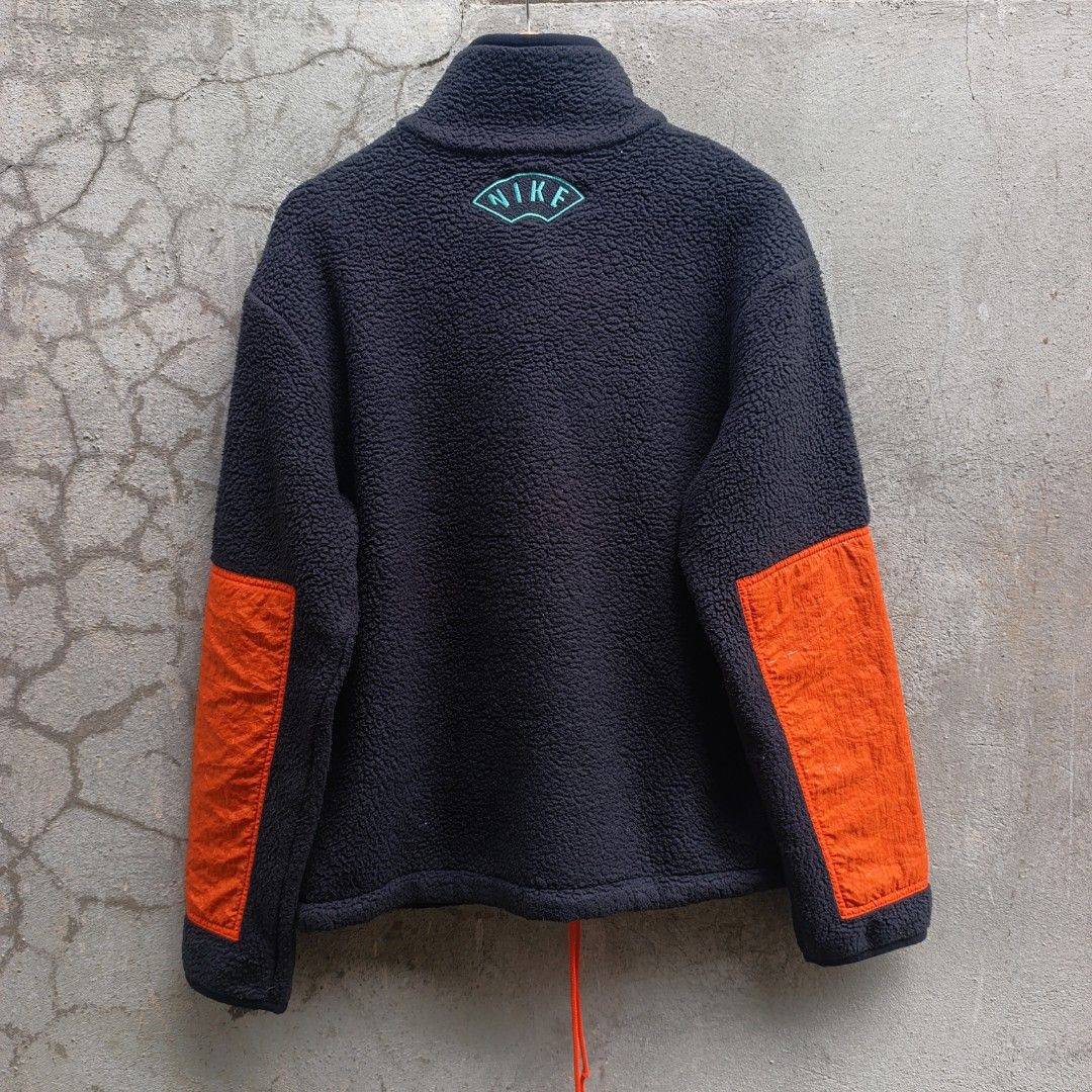 Nike CNY Fleece Jacket (Category: Coats, Jackets and Outerwear) located in Aritao. Submitted by kami.seta (Listing ID 1466231013, Image 2). Description: SIZE-M-L LENGTH-27 WIDTH-22½ COLOR & CONDITION-9.5/10 NO ISSUE.