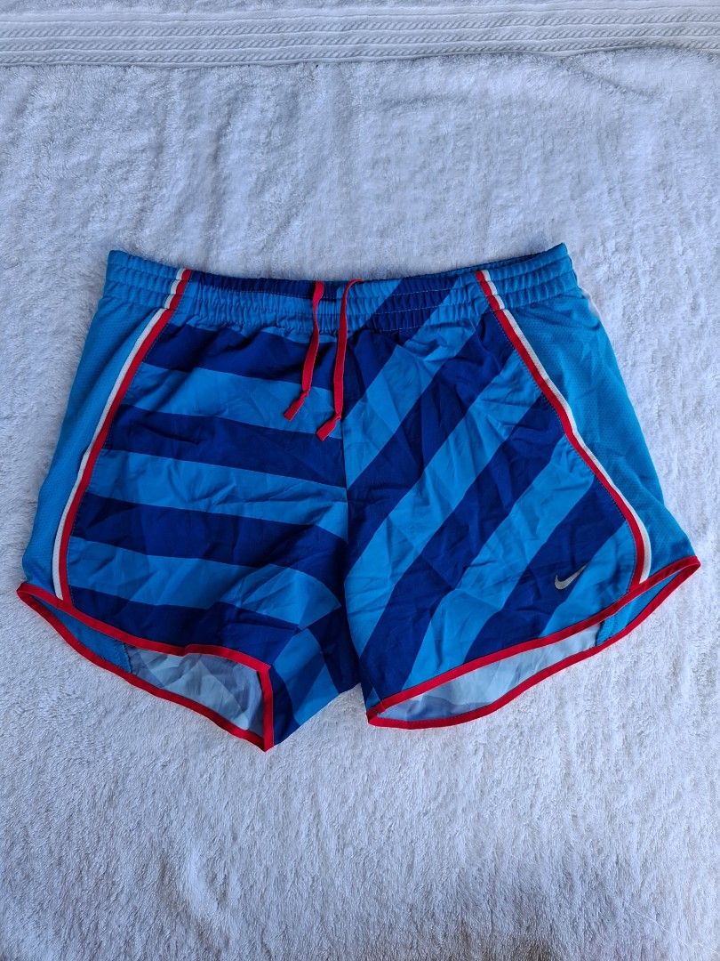 NIKE DRI-FIT ATHLETIC SHORT - XS (Category: Activewear) located in Abucay. Submitted by petiteprettyboutiquev2 (Listing ID 1466168381, Image 1). Description: see last photo for the issue (back part po)🍃 + SF(J&T).
