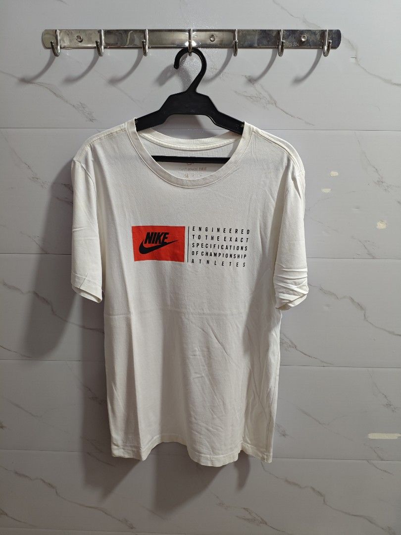 Nike Engineered Athletes Men Tshirt (Category: Tshirts & Polo Shirts ) located in Baguio. Submitted by jayjay_apparel01 (Listing ID 1466206666, Image 1). Description: Nike Engineered Athletes Men Tshirt Color Rate 9/10 Flaw Minimal Stains Cut Washtag Cotton Tela Need Wash Size Medium Dimes 19 Width 27 Length Price P259.
