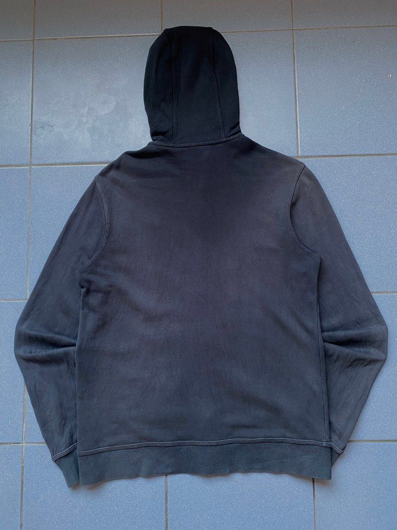 NIKE FLECE (Category: Hoodies) located in Cabuyao City. Submitted by badthrift_pat (Listing ID 1466216880, Image 3). Description: NIKE FLECE 👕WIDTH:21.5 👕LENGTH:28 COLOR RATE:8/10 🏷️:349.
