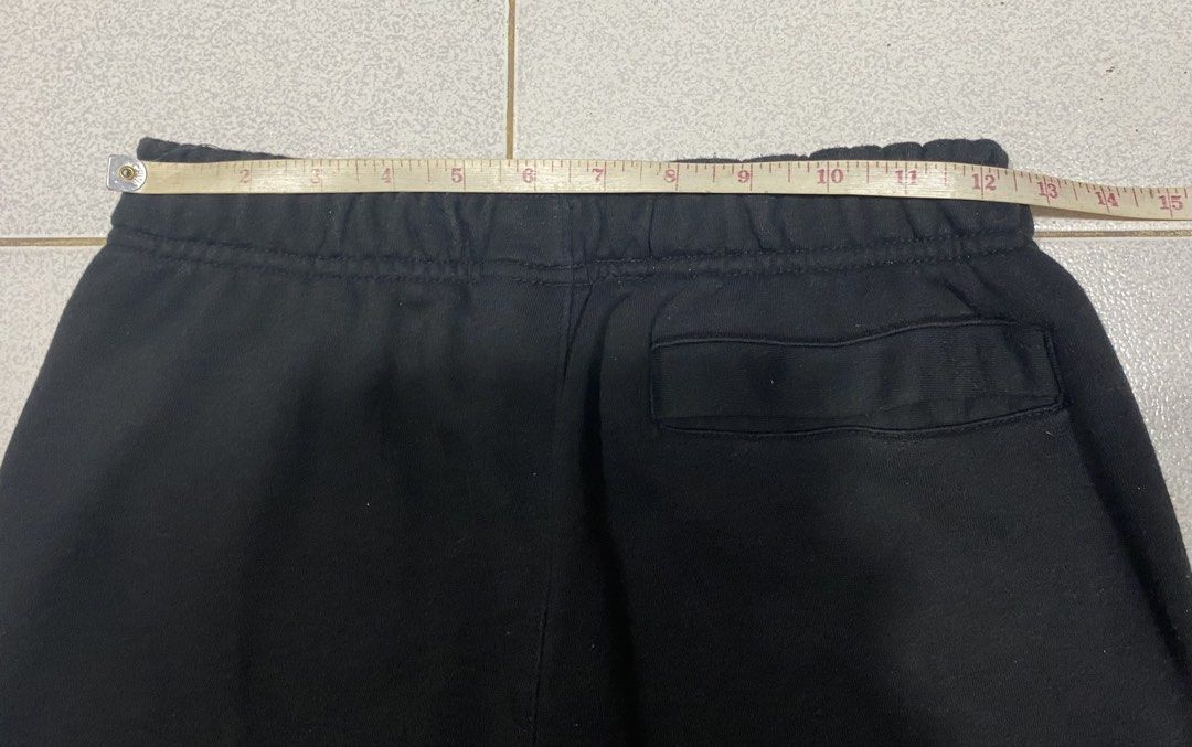 Nike Jogger Pants (Category: Joggers) located in Mandaue City. Submitted by MJ_80 (Listing ID 1466294292, Image 3). Description: Nike BlackTag fleece Jogger Pants Small Fits 25-31 waist See photos for measurements Color rate & Condition: 9.7/10 Price: 1,350 .