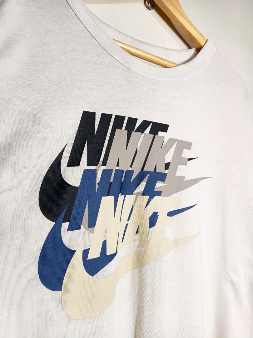 Nike NSW Multi Logo Tshirt (Category: Activewear) located in Subic. Submitted by rosellomac35103 (Listing ID 1466250729, Image 2). Description: Nike NSW Multi Logo Tshirt ✅Permission to post ADMIN ☑️Excellent condition ☑️Heavy clothe ☑️Color rate 9.5/10 ☑️Dimes: 23 Width x 29 Length ☑️Color may very due to light only ☑️No issue, Buo pa design ☑️Already wash ready to wear 💯LEGIT 📌Just visit my profile for assurance and trust issue 📌Loc: Subic Z