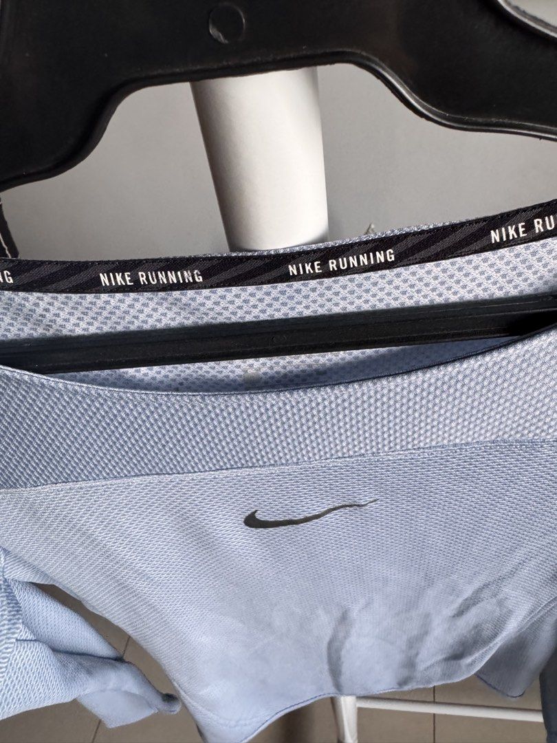Nike running top (Category: Activewear) located in Quezon City. Submitted by essief (Listing ID 1466324276, Image 2). Description: No issues Selling cos sizing up 🔝 .