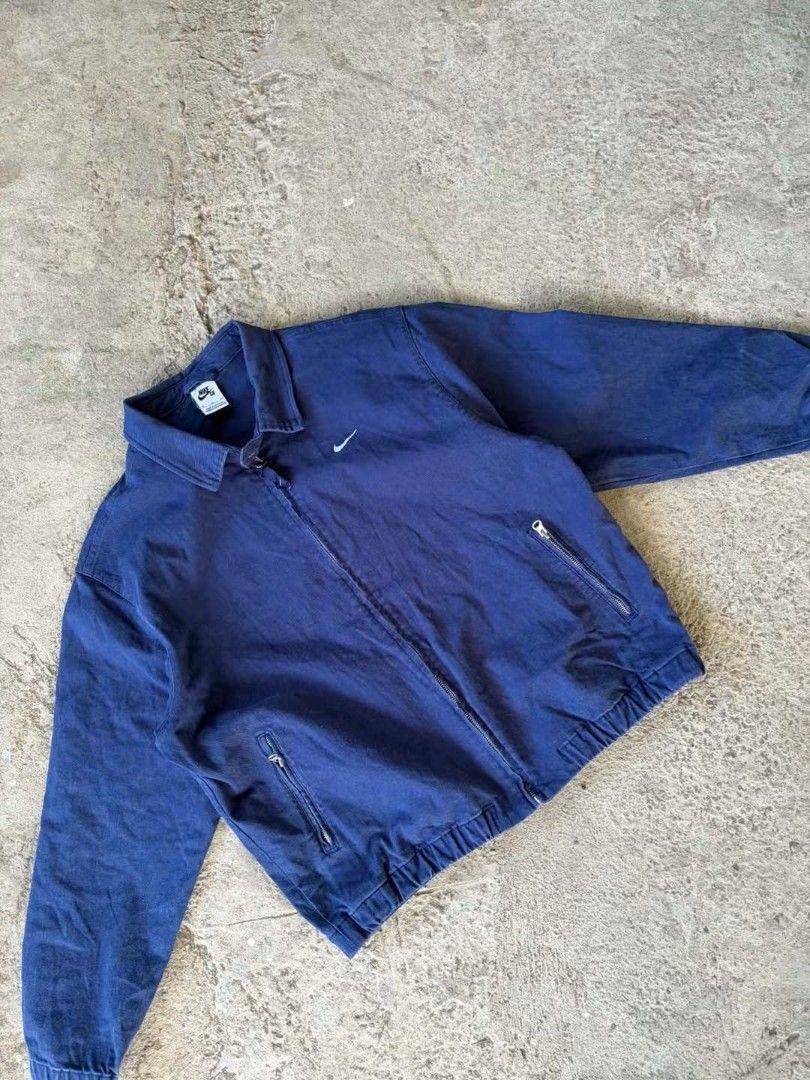 Nike SB Harrington Jacket (Category: Coats, Jackets and Outerwear) located in Dagupan City. Submitted by johnny.flips (Listing ID 1466251507, Image 1). Description: 25W 27L excellent condition 9.3 or better /10 color rate.