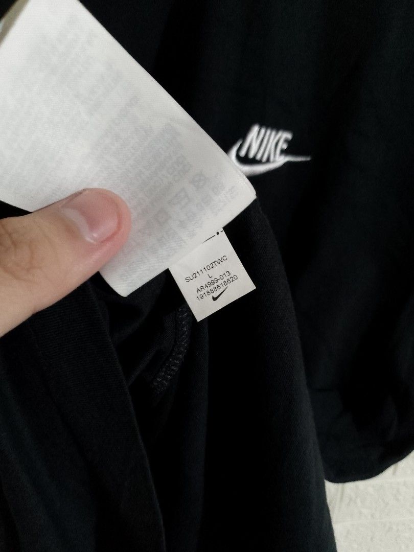 NIKE SHIRT (Category: Tshirts & Polo Shirts ) located in Tabaco. Submitted by zerothreethrift (Listing ID 1466298280, Image 3). Description: NIKE SHIRT SIZE LARGE EXCELLENT PM IF INTERESTED ALBAY LOCATION.