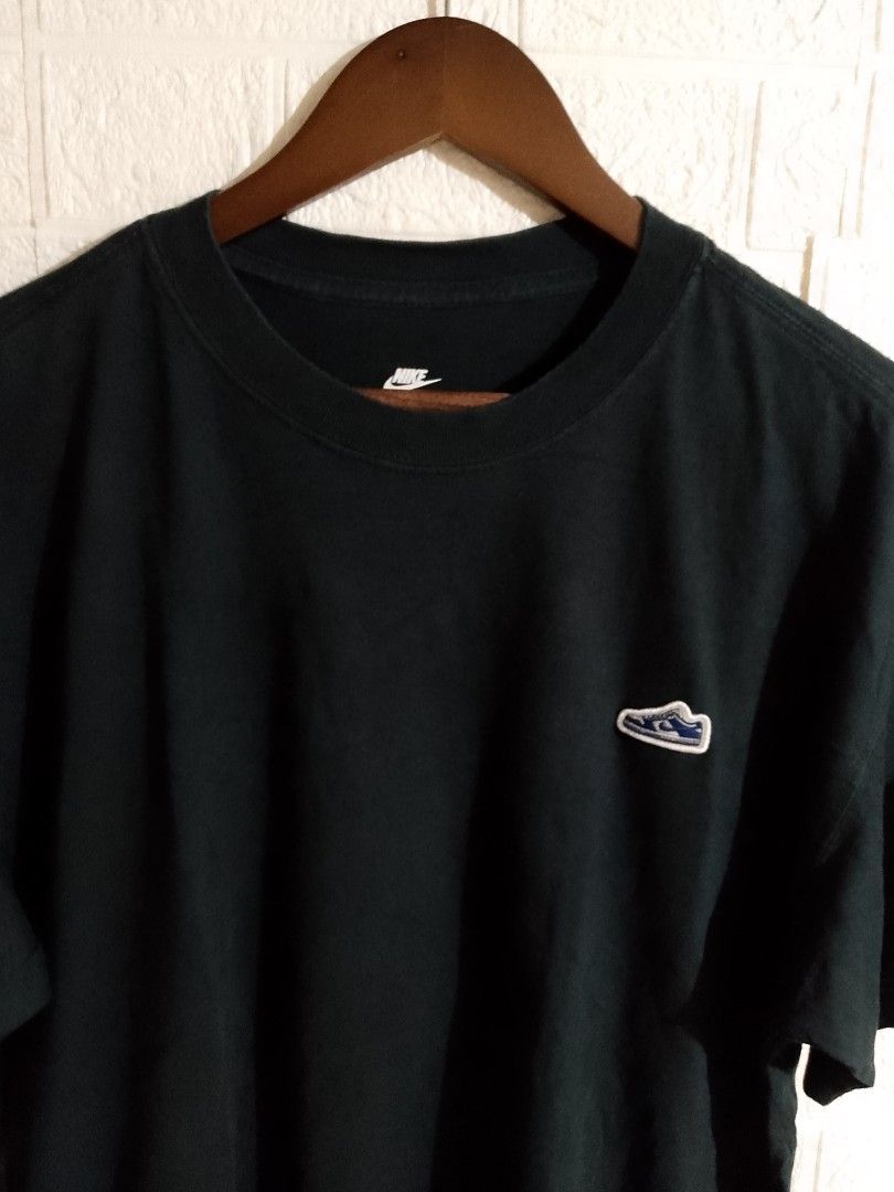 NIKE SHIRT (Category: Tshirts & Polo Shirts ) located in Tabaco. Submitted by zerothreethrift (Listing ID 1466306417, Image 2). Description: NIKE SHIRT SIZE LARGE EXCELLENT PM IF INTERESTED ALBAY LOCATION.