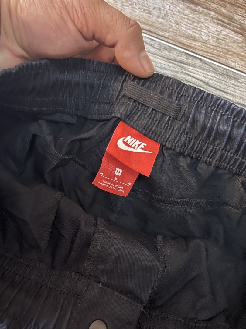 Nike short (Category: Shorts) located in Silay City. Submitted by jeffreyxsummer (Listing ID 1466251336, Image 3). Description: See photo for more details.