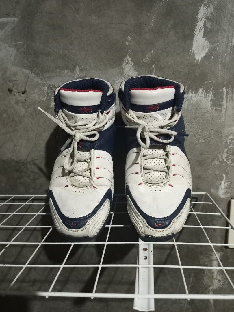 Nike Shox (Category: Sneakers) located in Mabalacat. Submitted by hasashoe (Listing ID 1466156102, Image 2). Description: SIZE ON PIC EXCELLENT CONDITION GOOD WORKING PERFORMANCE WEAR AND GO.