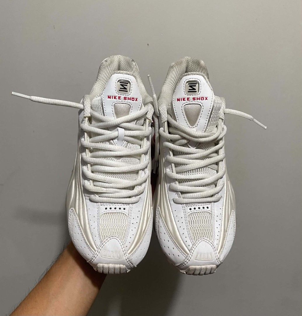 Nike Shox R4 " White / Phantom / Picante Red " (Category: Sneakers) located in Bacolod City. Submitted by abkicks_apparel (Listing ID 1466311348, Image 3). Description: Size 6 Us Womens 23 Cm Authentic Original Excellent Condition No Hidden Issues Pm if Interested .