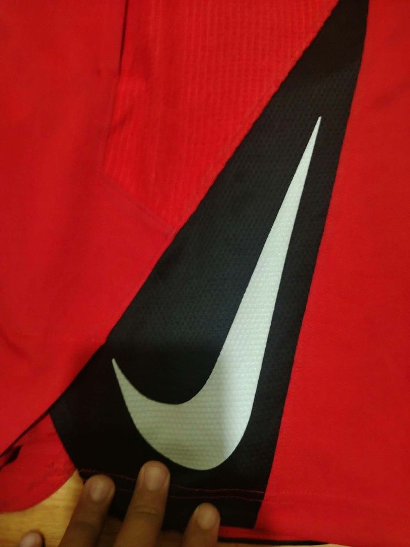 Nike side swoosh short (Category: Shorts) located in Lal-Lo. Submitted by keenlion_7de5f3 (Listing ID 1466329831, Image 3). Description: - Dimes:36w by 20.5L - Size:Xxl on tag - issue:none - plus SF -payment first before ship -Negotiable naman po.