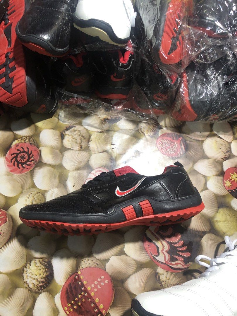 Nike Sneakers Assorted Colors and Sizes (Category: Sneakers) located in Manila. Submitted by grandfire-d26d (Listing ID 1466320695, Image 2). Description: WHOLE SALE & RETAIL 175 in 1pcs ALL SIZE SHOES SIZE :36,37,38,39,40 - Brand new Nike athletic sneakers - Available colorways: Black/Red and White/Navy - Premium textured leather uppers for durability - Patterned traction outsoles for better grip - Secure lace-up closure - Multi-purpose: great f
