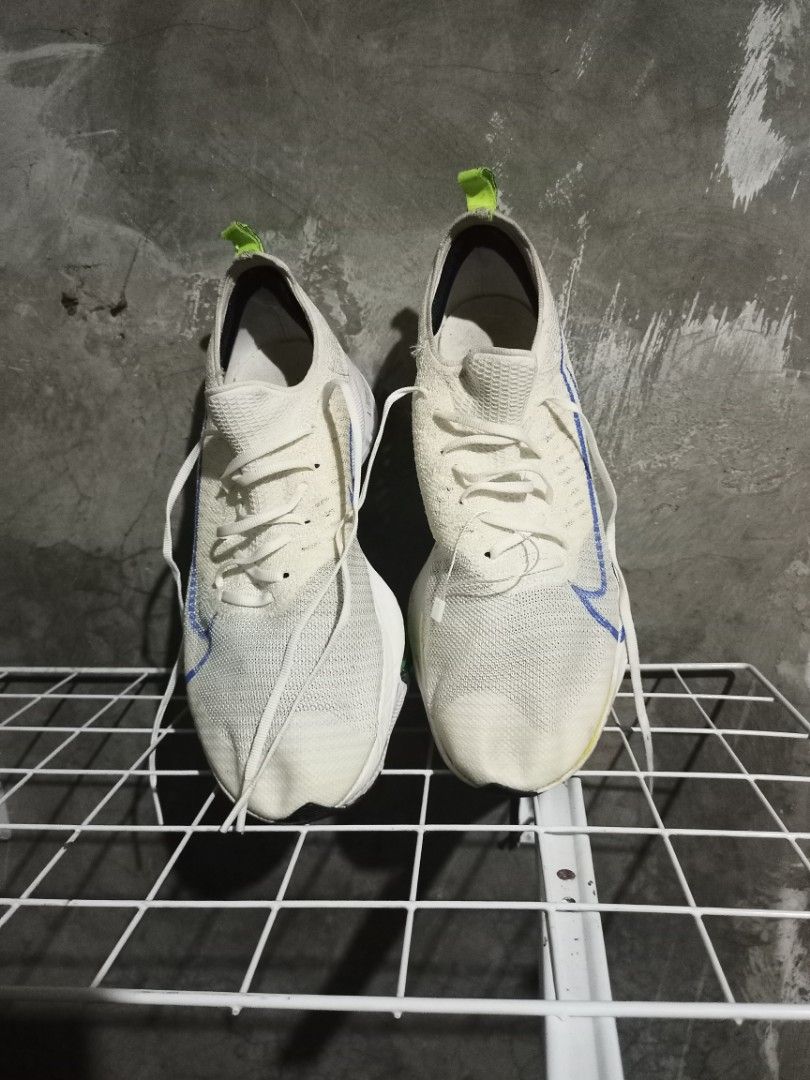 Nike Zoom X (Category: Sneakers) located in Mabalacat. Submitted by hasashoe (Listing ID 1466156229, Image 2). Description: SIZE ON PIC EXCELLENT CONDITION GOOD WORKING PERFORMANCE WEAR AND GO.