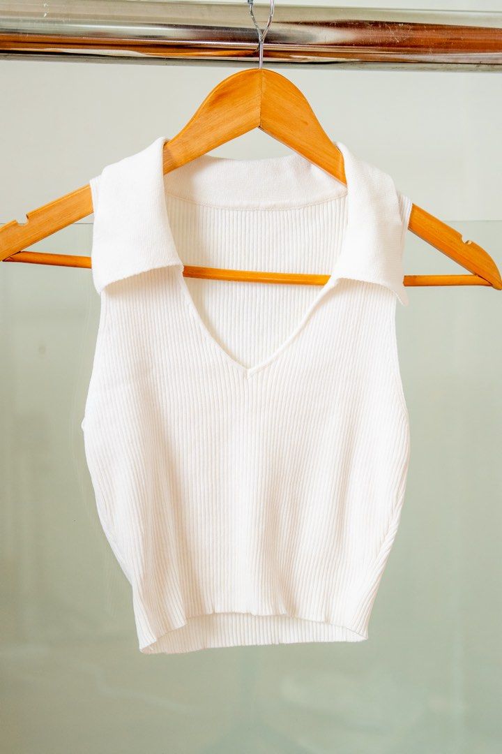 No Brand S (Category: Sleeveless) located in Lipa City. Submitted by prelovedbymicad (Listing ID 1464306464, Image 2). Description: .