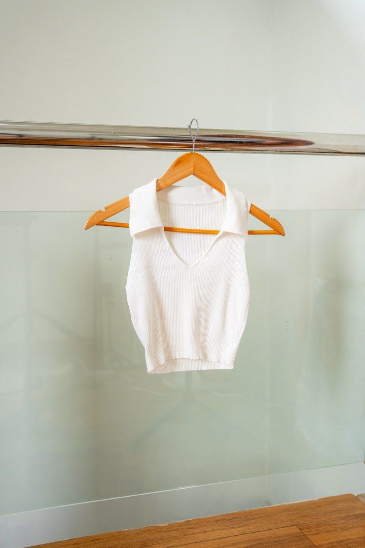 No Brand S (Category: Sleeveless) located in Lipa City. Submitted by prelovedbymicad (Listing ID 1464306464, Image 3). Description: .