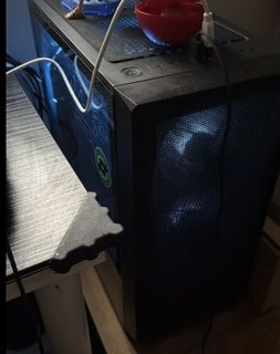 (Category: ) located in . Submitted by sellingmypcstuff (Listing ID 1466260238, Image 1). Description: .