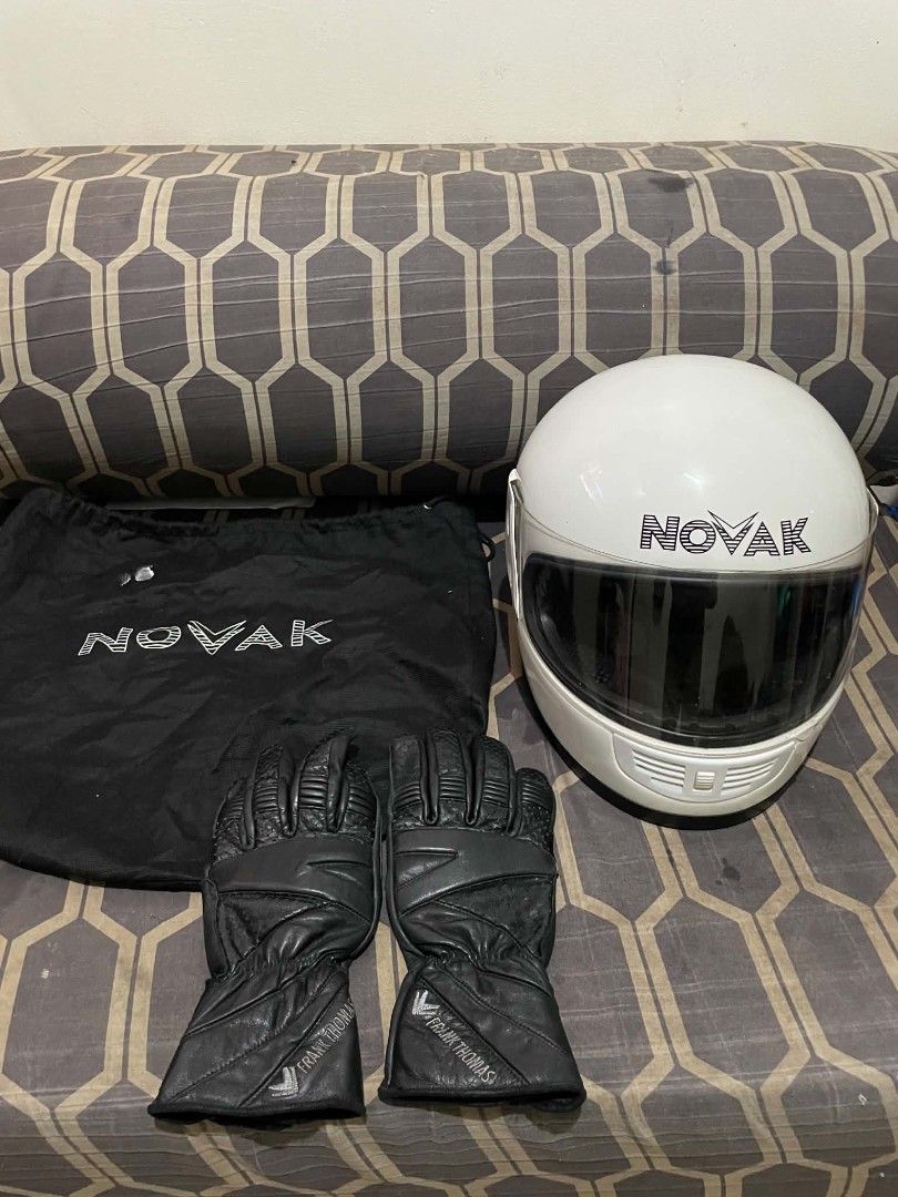 Novak Kevlar Frank Thomas (Category: Helmets and other Riding Gears) located in Manila. Submitted by esskkeeyy_thriftzone (Listing ID 1466228403, Image 1). Description: NoVak Frank thomas Collection Kevlar reinforced Frank thomas gloves Kevlar With NoVak dustbag Large to Xl Fitting Galing japan.