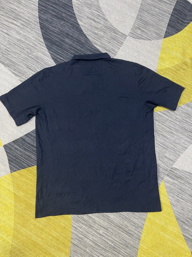 Oakley mens polo shirt drifit (Category: Tshirts & Polo Shirts ) located in Taytay. Submitted by ekselentekondisyon (Listing ID 1466285167, Image 2). Description: Oakley mens polo shirt drifit Size large on tag Good condition Not faded Color dark blue Taytay rizal location.