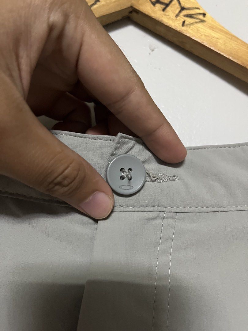 Oakley Take Pro Short 3.0 (Category: Shorts) located in Kabankalan. Submitted by zeich_thrift (Listing ID 1466288165, Image 3). Description: Oakley Take Pro Short 3.0 Waist 36 Length 20 Excellent condition to new No issue.