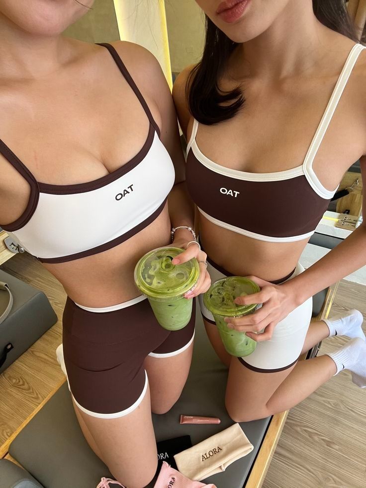 Oat Active Espresso Top and Vanilla and Bottoms Set (Category: Activewear) located in Quezon City. Submitted by bryyck (Listing ID 1466181326, Image 1). Description: - Retails for PHP 2,700 - Sold out in their websites - Rally Crop Espresso Top in Medium - Scrunch Short Vanilla in Small - RFS: Too much activewear.
