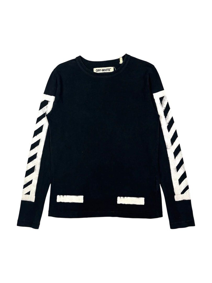 Off-White - Brushed Diagonal Black L/S (Category: Tshirts & Polo Shirts ) located in Puerto Princesa. Submitted by rrugsgallery (Listing ID 1466308790, Image 1). Description: Off-White - Brushed Diagonal Black L/S Tagged Size: XS Dimensions Length: 26.5 Width: 19 Condition: Excellent Color rate: 9.5 Flaws: None.