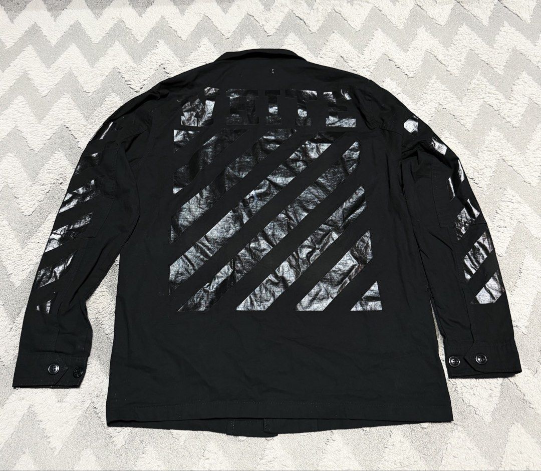 Offwhite - Diagonal Print Logo Longsleeves (Category: Formal Shirts) located in Cavite. Submitted by commoncourtesy (Listing ID 1466298871, Image 1). Description: Size Small.