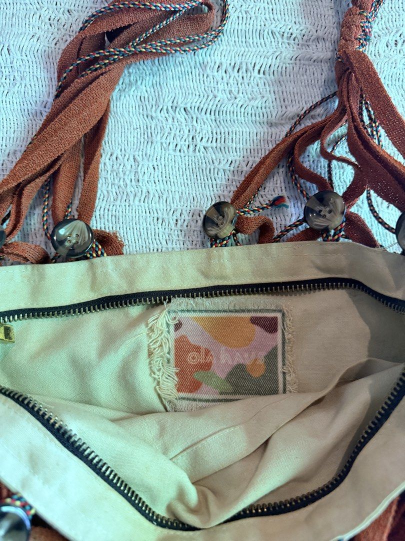 Ola Haus Bag (Category: Beach Bags) located in Paranaque City. Submitted by izdeclutters (Listing ID 1466179765, Image 2). Description: Well- used Flaw: loose strings .