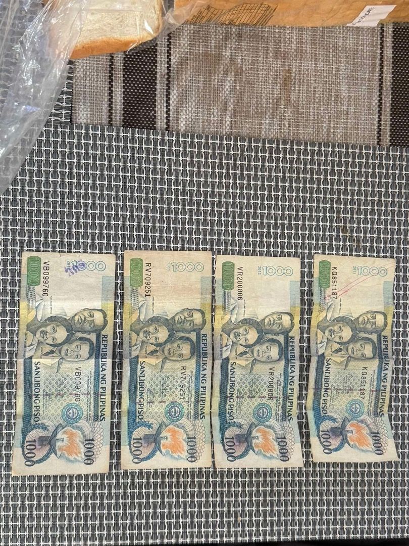 Old 1k peso bill (Category: Currency) located in Caloocan City. Submitted by kurt7777 (Listing ID 1466284157, Image 2). Description: Negotiable .