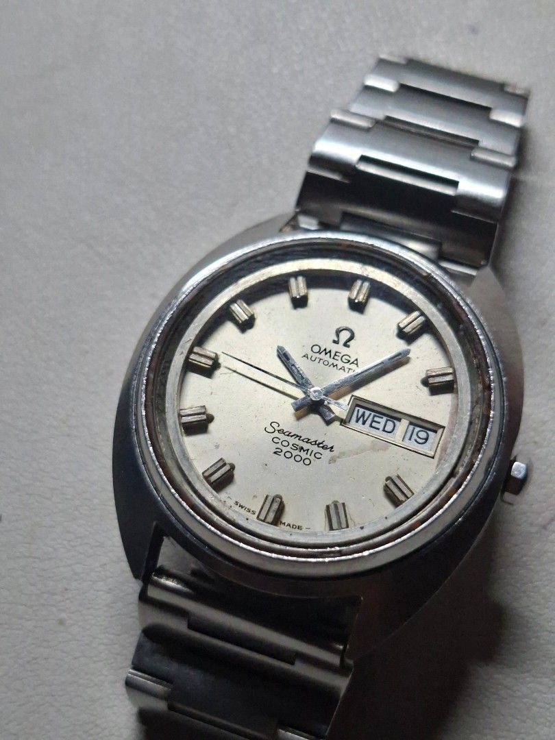 Omega Seamaster Cosmic 2000 Vintage (Category: Luxury Watches) located in Iloilo. Submitted by KCY_Timepieces (Listing ID 1466159955, Image 2). Description: Crown sometimes detaches when pulled hard, but that is the way to access the movement. Model: Omega Material: Stainless steel Color: Cream Bracelet: Omega but different model Case Size: Lug Width: Inclusions: Watch Only *********************************************** MOP: COD/COP, Bank Transf
