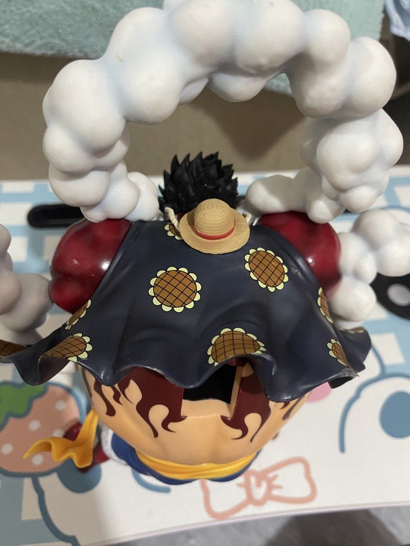 One Piece luffy no stand (Category: Action & Battle Toys) located in Cabiao. Submitted by imeon13 (Listing ID 1466280337, Image 3). Description: ganda neto big at super bigat nya wla lng ung stand nya kya as is na pgwan nyu nlang or diy .