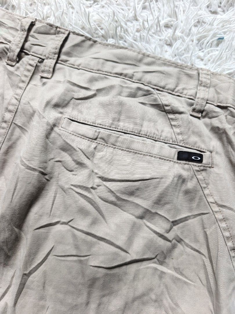 Oneil Short (Category: Luxury Apparel) located in Tacurong. Submitted by lyjetbrandedfinds_1827 (Listing ID 1466180790, Image 2). Description: 36" waist. As new.