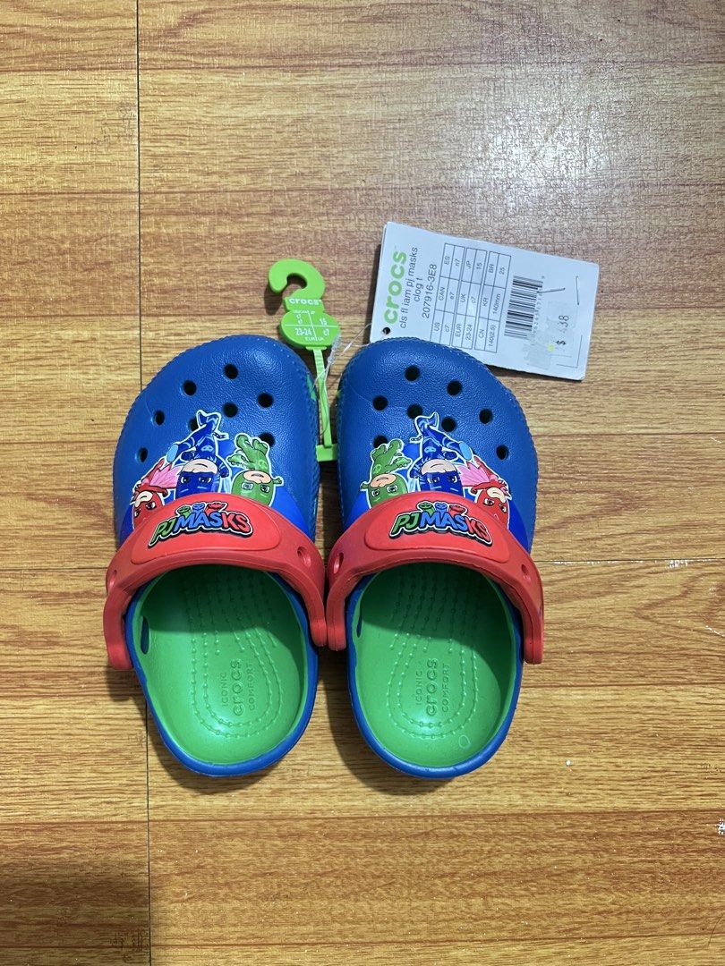 Original crocs x Pj Mask clog c7 (Category: Babies & Kids Fashion) located in Manila. Submitted by baeshop16 (Listing ID 1466323227, Image 1). Description: Brandnew w tags C7 No haggling fixed price. Below srp.