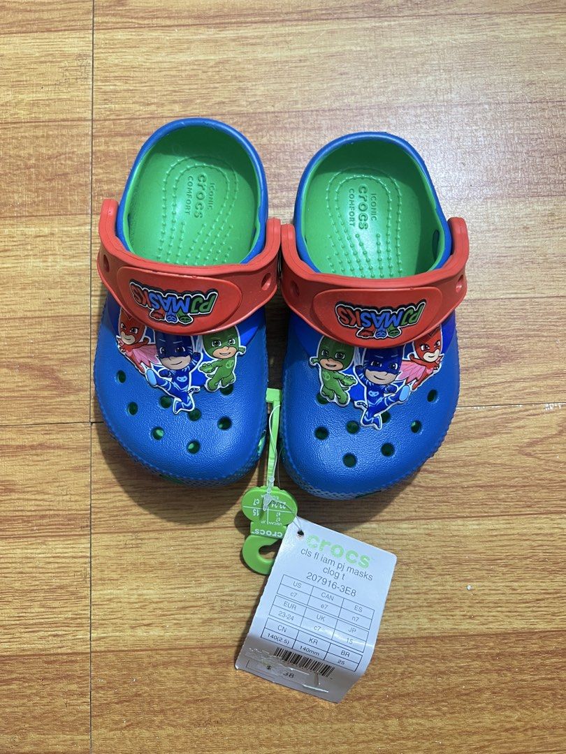 Original crocs x Pj Mask clog c7 (Category: Babies & Kids Fashion) located in Manila. Submitted by baeshop16 (Listing ID 1466323227, Image 3). Description: Brandnew w tags C7 No haggling fixed price. Below srp.