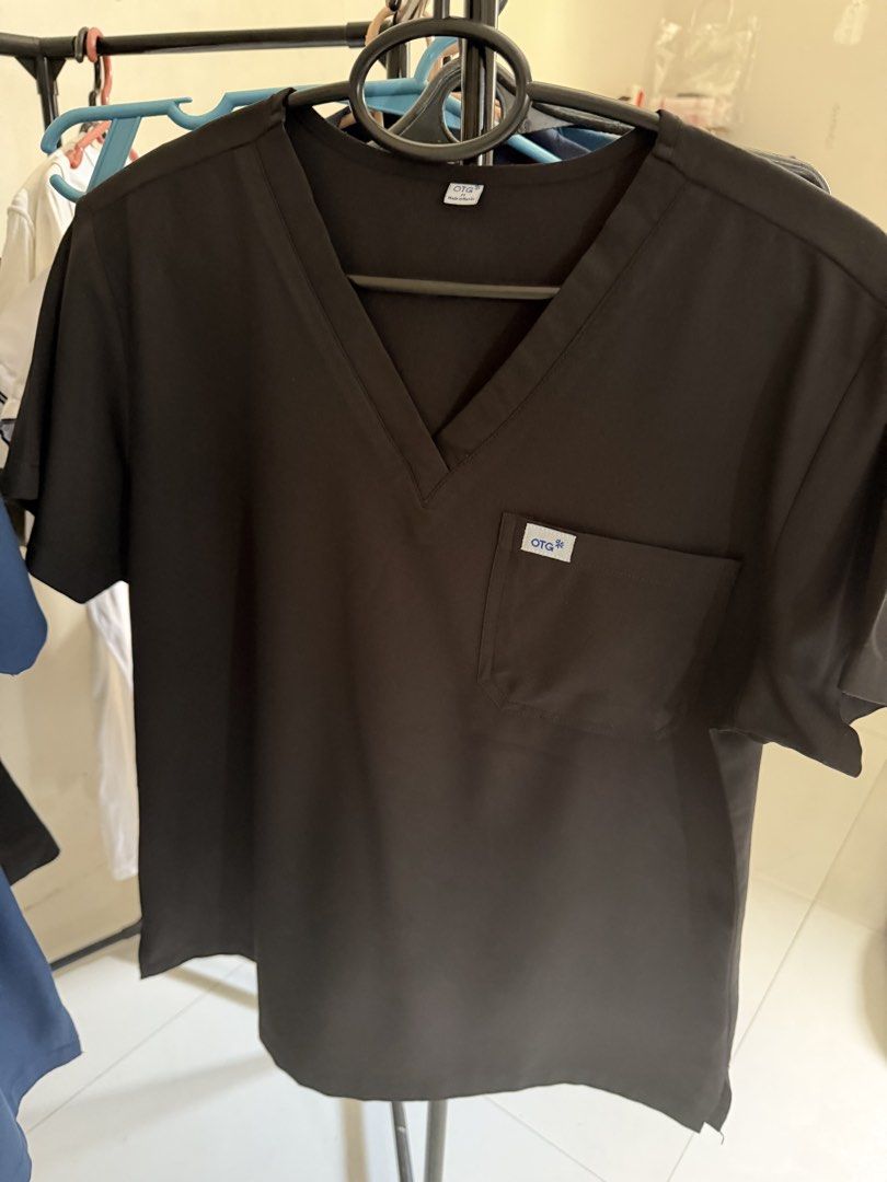 OTG SCRUB SET (Category: Sets or Coordinates) located in Quezon City. Submitted by declutterwcha (Listing ID 1466173628, Image 3). Description: OTG Airstretch V-Neck Women Scrub Top OTG Airstretch Straight Cut Women Scrub Pants Color: Black Size: Medium Condition: 10/10 MOP: BPI, Unionbank Shipping Method: c/o Buyer * Lalamove, Grab, Moveit - Metro Manila * LBC, JRS - Outside Metro Manila Please send a message for further details ✨.