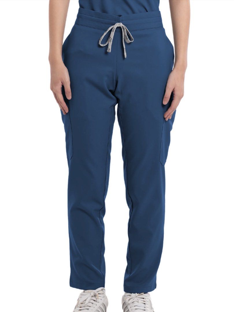 OTG SCRUB SET (Category: Sets or Coordinates) located in Quezon City. Submitted by declutterwcha (Listing ID 1466173753, Image 2). Description: OTG Airstretch V-Neck Women Scrub Top OTG Airstretch Straight Cut Women Scrub Pants Color: Maroon Size: Medium Condition: 10/10 MOP: BPI, Unionbank Shipping Method: c/o Buyer * Lalamove, Grab, Moveit - Metro Manila * LBC, JRS - Outside Metro Manila Please send a message for further details ✨.