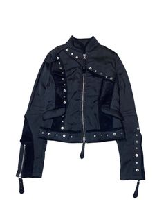 (Category: ) located in . Submitted by junked_garments (Listing ID 1466314296, Image 1). Description: .
