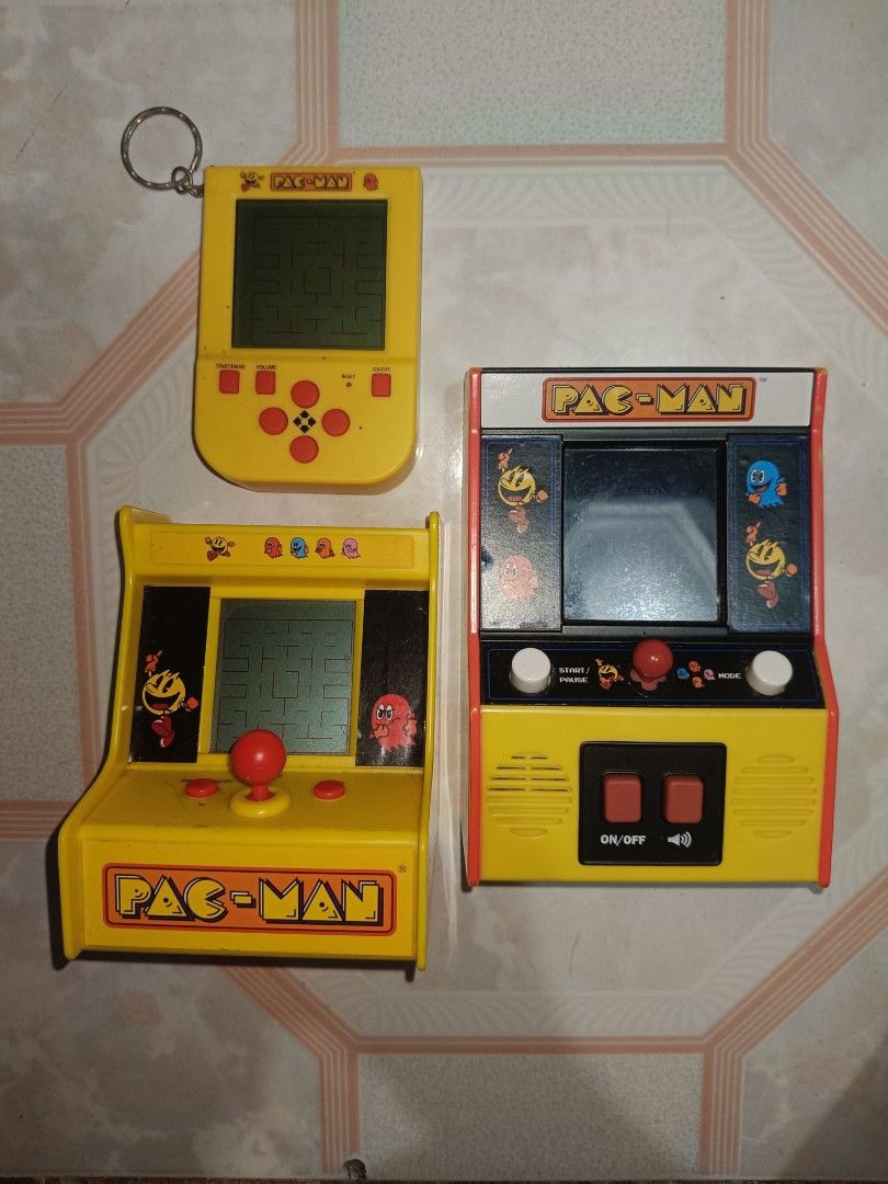 Pac-Man Mini Arcade Set Bandai (Category: Action & Battle Toys) located in Dasmarinas. Submitted by bujitoys (Listing ID 1466227975, Image 1). Description: .