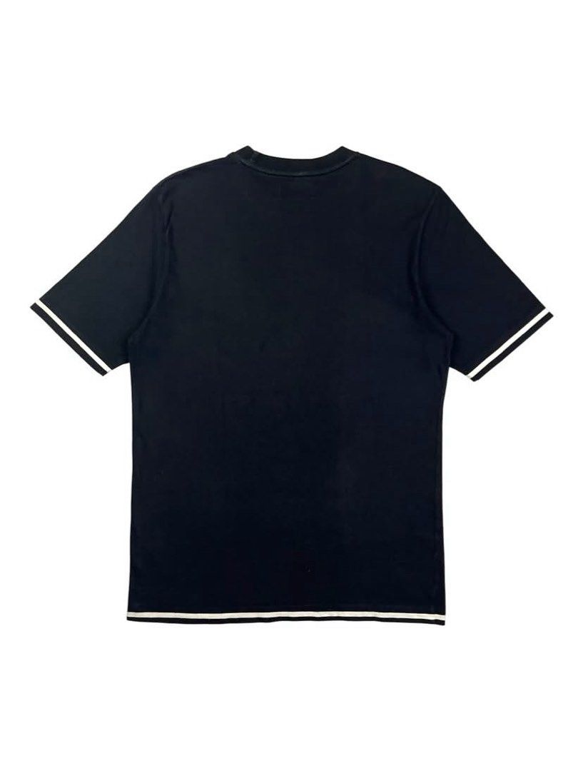 Palace - CH Tee (Category: Tshirts & Polo Shirts ) located in Puerto Princesa. Submitted by rrugsgallery (Listing ID 1466218396, Image 2). Description: Palace - CH Tee Tagged Size: Large Dimensions Length: 30 Width: 20 Condition: Very good Color rate: 9 Flaws: Minor signs of usage.