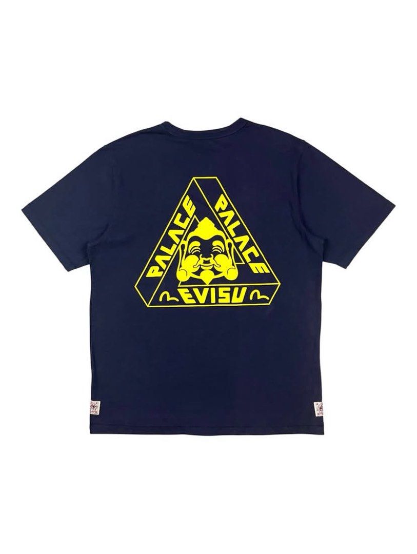 Palace x Evisu - Collaboration Tee (Category: Tshirts & Polo Shirts ) located in Puerto Princesa. Submitted by rrugsgallery (Listing ID 1466238423, Image 1). Description: Palace x Evisu - Collaboration Tee Tagged Size: 2XL Dimensions Length: 30.5 Width: 22.5 Condition: Excellent Color rate: 9.5 Flaws: None.