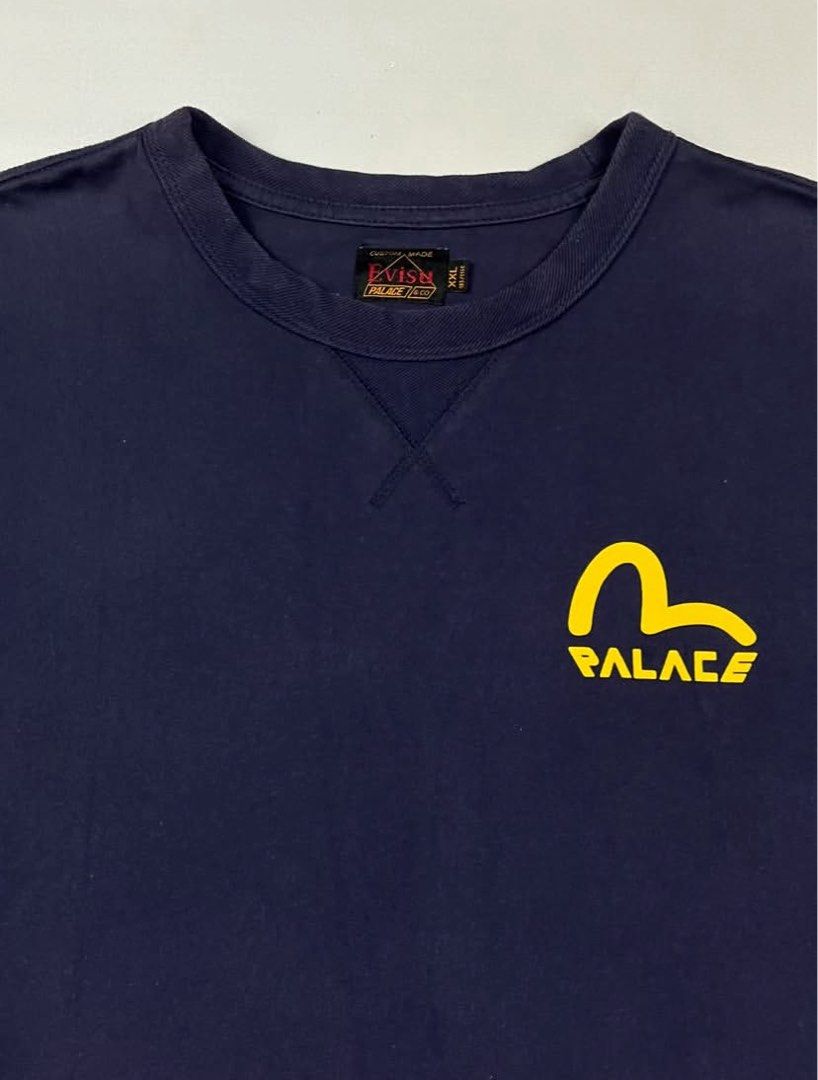 Palace x Evisu - Collaboration Tee (Category: Tshirts & Polo Shirts ) located in Puerto Princesa. Submitted by rrugsgallery (Listing ID 1466238423, Image 3). Description: Palace x Evisu - Collaboration Tee Tagged Size: 2XL Dimensions Length: 30.5 Width: 22.5 Condition: Excellent Color rate: 9.5 Flaws: None.