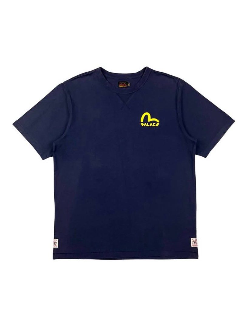 Palace x Evisu - Collaboration Tee (Category: Tshirts & Polo Shirts ) located in Puerto Princesa. Submitted by rrugsgallery (Listing ID 1466238423, Image 2). Description: Palace x Evisu - Collaboration Tee Tagged Size: 2XL Dimensions Length: 30.5 Width: 22.5 Condition: Excellent Color rate: 9.5 Flaws: None.