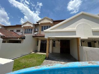 (Category: ) located in . Submitted by mudah1184763 (Listing ID 1466323225, Image 1). Description: .