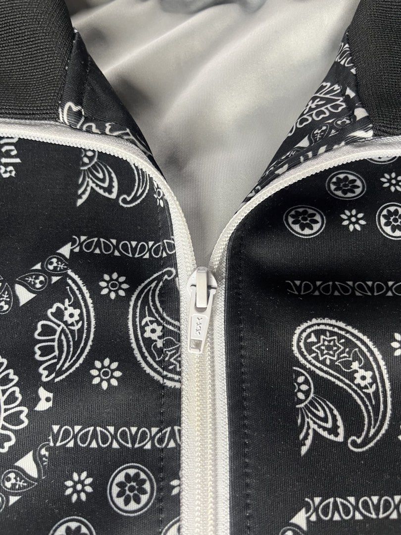 PALM ANGELS (Category: Luxury Apparel) located in Catbalogan. Submitted by wayndsyclee. (Listing ID 1466328078, Image 3). Description: PALM ANGELS NO ISSUE EXCELLENT COLOR RATE 9.5/10 Dimes:22/28.