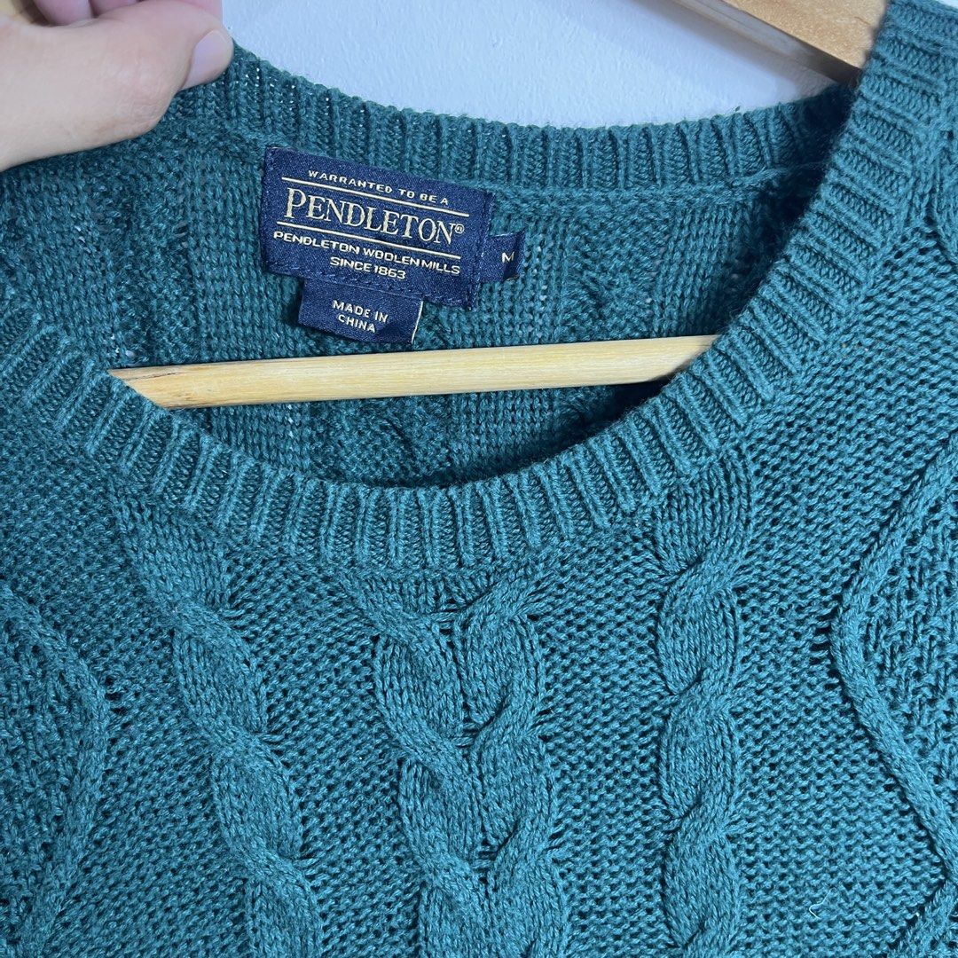 Pandleton Cable Knitted Longsleeve (Category: Coats, Jackets and Outerwear) located in Nasugbu. Submitted by janstuffs.ph (Listing ID 1466293337, Image 3). Description: Pendleton Cotton Cable Knitted Sweater Size on tag: MEDIUM Dimension: 19"W x 26"L Sleeve: 27" Best fit: SMALL Condition: 9.5/10 Excellent Condition Flaw: None Mine: 600 Thankyou po 🫶💕.