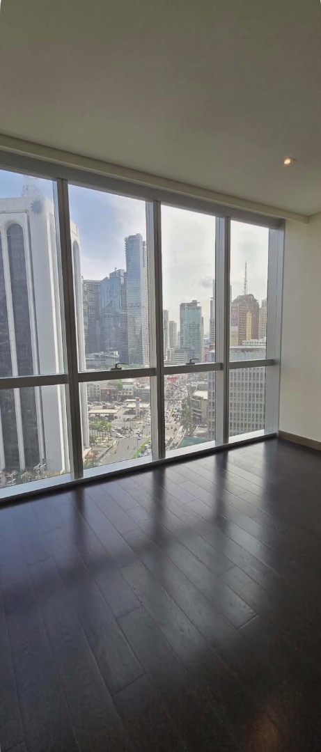 (Category: ) located in . Submitted by camillesiscar.realestate (Listing ID 1466178601, Image 1). Description: .