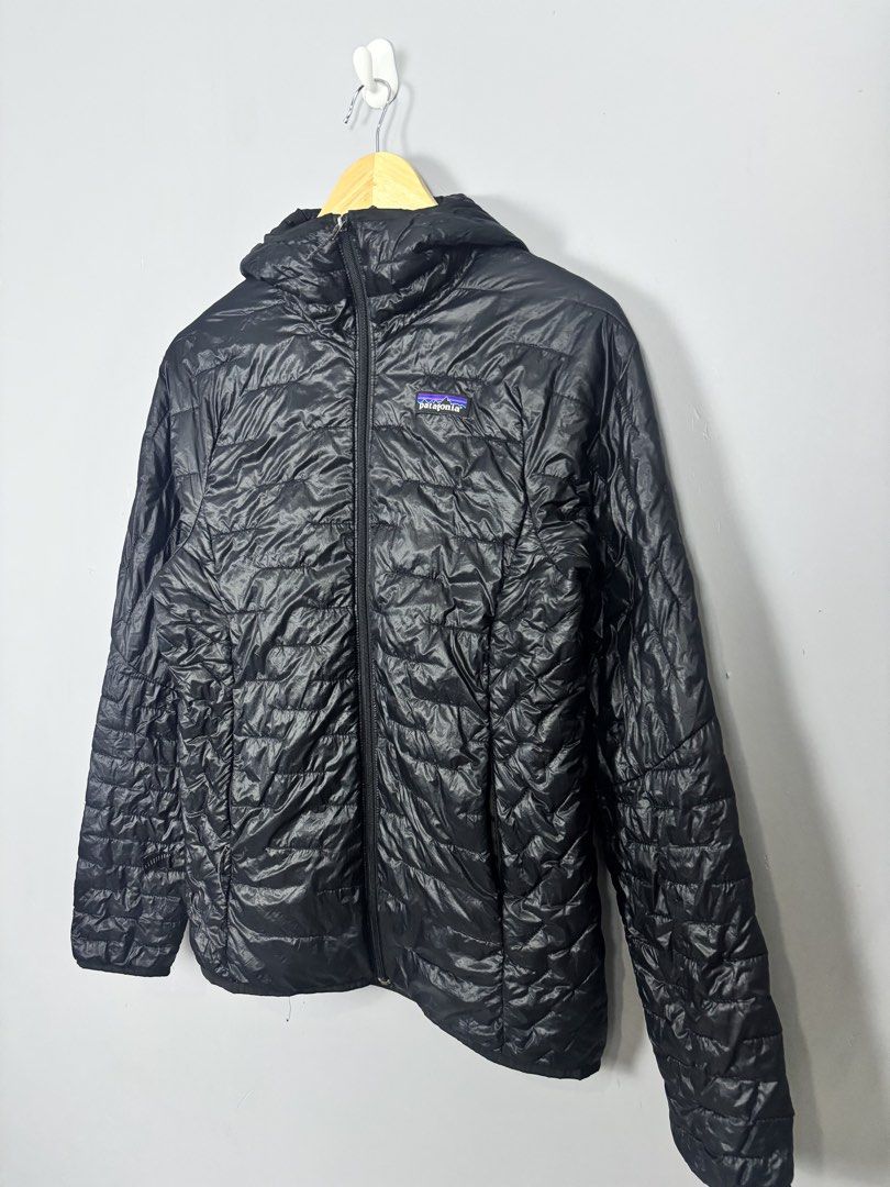 Patagonia Micro Puff Hooded Jacket Black (Category: Coats, Jackets and Outerwear) located in Mabalacat. Submitted by doughnutthrift (Listing ID 1466195129, Image 2). Description: PATAGONIA WOMENS MICRO PUFFER JACKET Excellent condition W- 18” L- 25” No issues.
