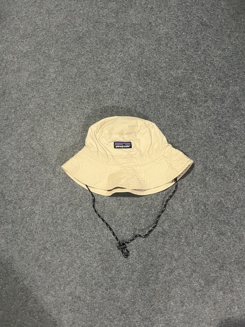 Patagonia outdoor (Category: Baby Monitors) located in Lapu Lapu. Submitted by jhonrener41426 (Listing ID 1465901470, Image 1). Description: Adult Asnew condition Color rate 9.8/10 Authentic Unisex Issue none .