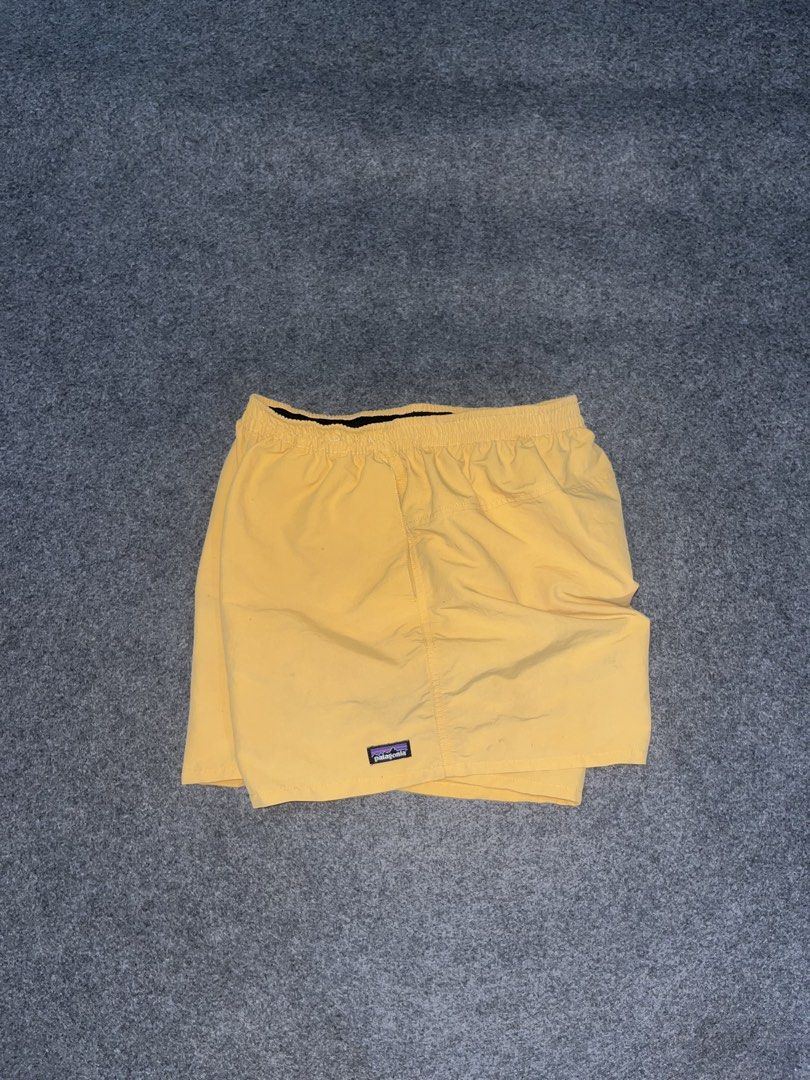 Patagonia short (Category: Shorts) located in Lapu Lapu. Submitted by jhonrener41426 (Listing ID 1466287580, Image 3). Description: Medium Size 28 to 34 Length-15 Leg opening-14 Above the knee Excellent condition Color rate 9,5/10 Authentic Issue none .