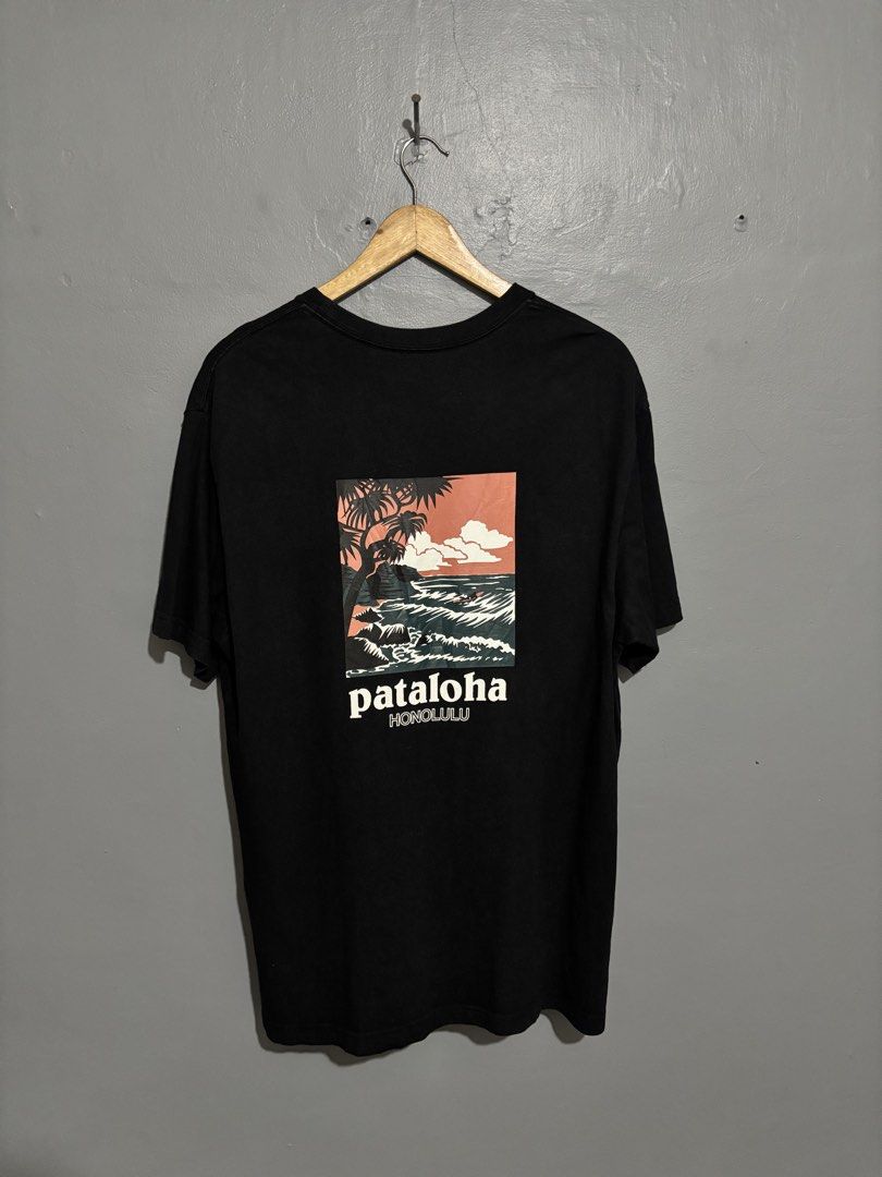 Patagonia T-shirt (Category: Tshirts & Polo Shirts ) located in Bacolor. Submitted by dandaofficial25 (Listing ID 1466179042, Image 3). Description: 29L 22W.